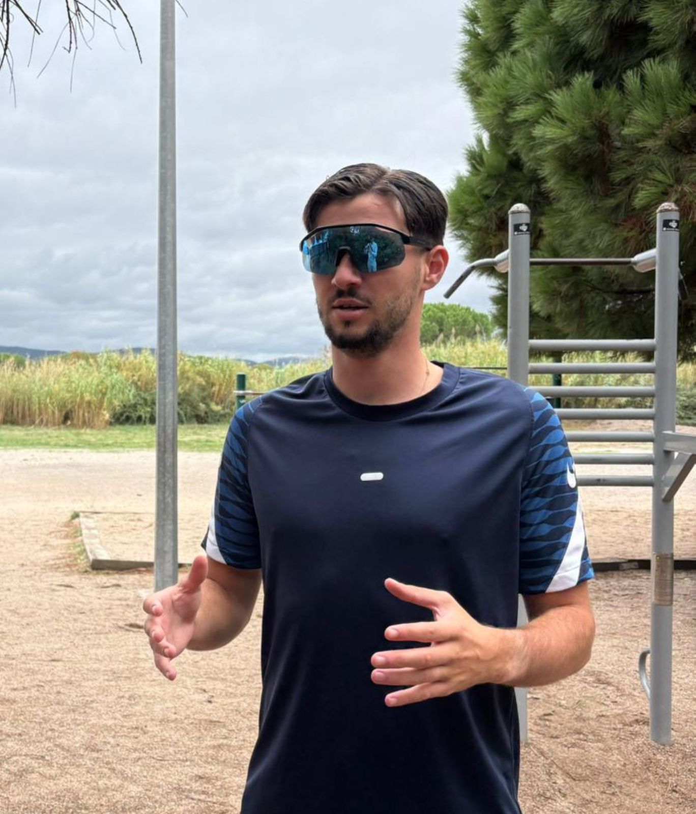 à propos juin Florian FLOEAPA (2)